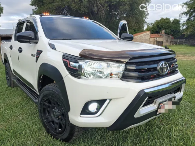 Toyota Hilux 2017 — foto 3