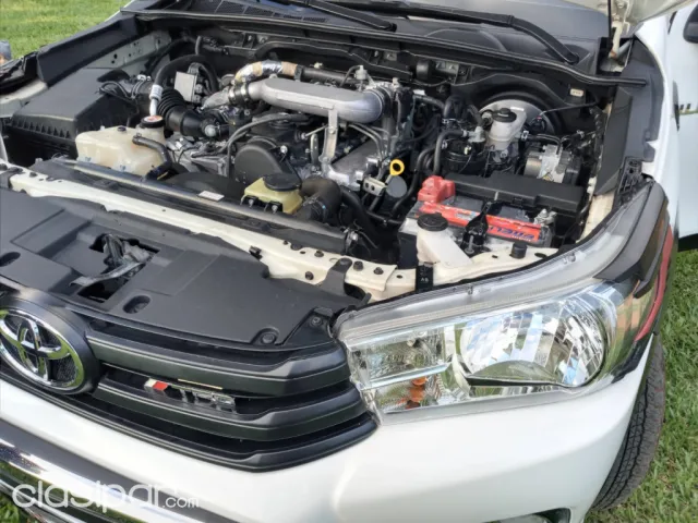 Toyota Hilux 2017 — foto 5