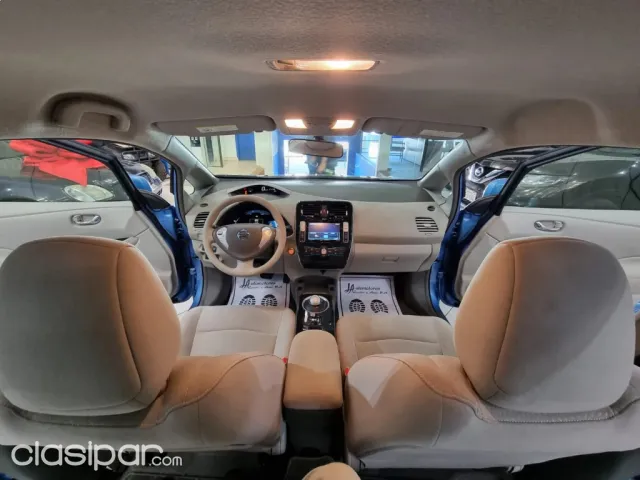 Nissan 100 2012 - foto 8