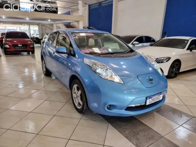 Nissan 100 2012 — foto 4