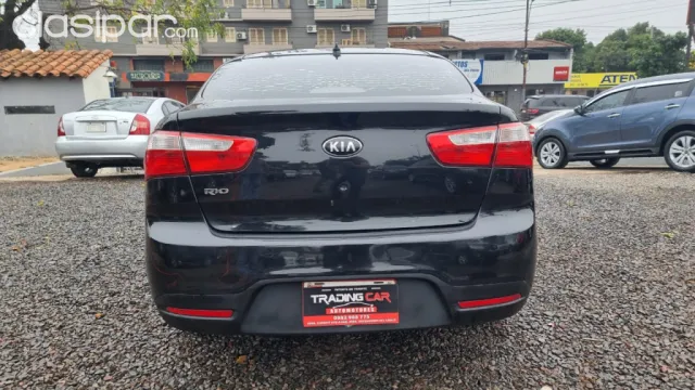 Kia Rio 2013 — foto 6