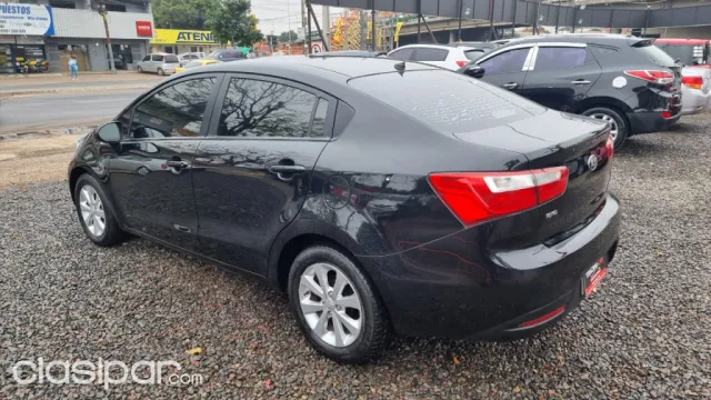 Kia Rio 2013 — foto 7