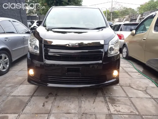 Toyota Noah 2009 — foto 3