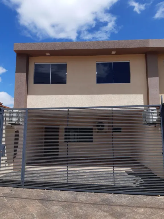 VENDO EN SAN LORENZO, Bº MITA Í, ZONA FABRICA LEONI, 3 CASAS TODAS TITULADAS. — foto 2