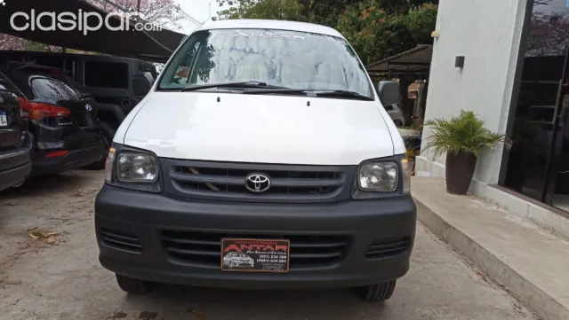Toyota Noah 2003 — foto 3