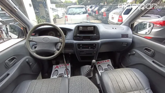 Toyota Noah 2003 — foto 7