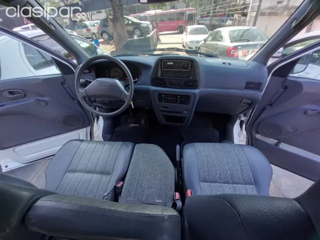 Toyota Hiace 2001 — foto 7