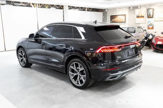 Audi Q8 Sline 2020 — foto 6