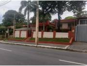 VENDO IMPONENTE PROPIEDAD DE 1.300 M2 DE CALLE A CALLE EN ASUNCIÓN