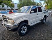 Toyota HILUX ✅ Año 2000. ✅ Motor 3L 2.8cc. DIESEL. ✅ Caja Mecánica 4x4. ✅ DEL REPRESENTANT