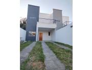 Vendo hermoso dúplex a estrenar, en la zona más linda del Yacht