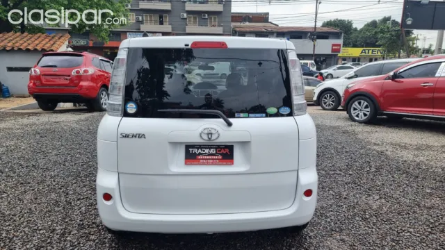 Toyota Sienta 2014 — foto 4