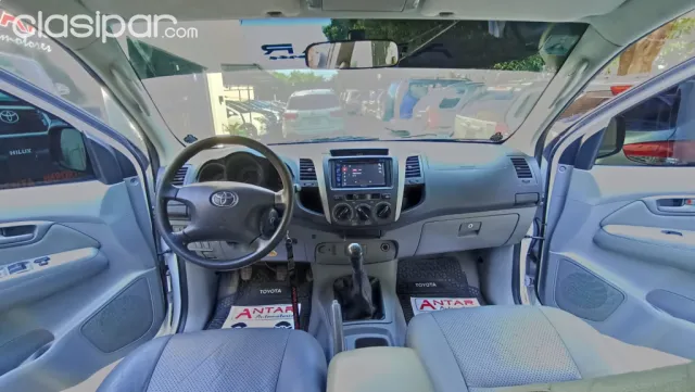 Toyota Hilux 2014 — foto 6