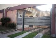Alquilo hermoso chalet en Lamabare, Avda. Def. del chaco