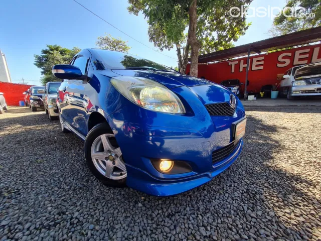 Toyota Vitz 2009 - foto 2
