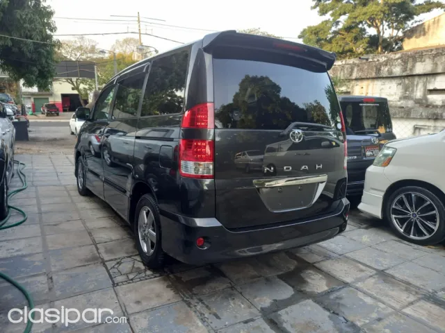 Toyota Noah 2007 — foto 5