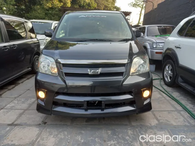 Toyota Noah 2007 — foto 3
