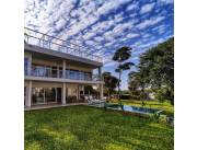 ALQUILO HERMOSA, LUJOSA Y AMPLIA RESIDENCIA EN AQUA VILLAGE - ALTOS
