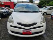 VENDO HERMOSO TOYOTA RACTIS COLOR BLANCO PERLADO AÑO 2009, CAJA AUTOMATICA, NAFTERO