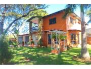 !! VENDO RESIDENCIA CON AMPLIO PATIO - MRA !!