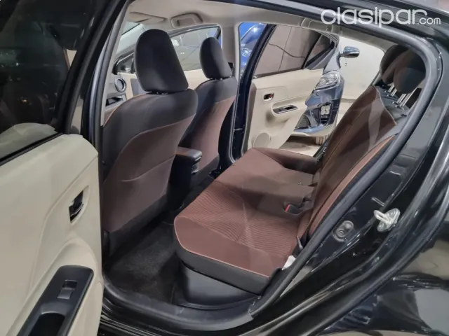 Toyota Aqua 2013 — foto 4