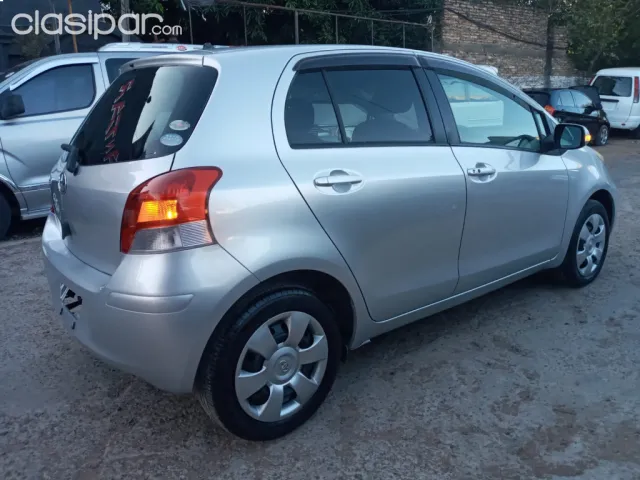 Toyota Vitz 2007 — foto 4