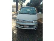 ¡Oferto IMPECABLE Toyota Regius!