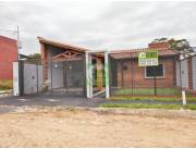 Vendo hermosa casa a estrenar en Ñemby, barrio San Carlos, límite con san Lorenzo