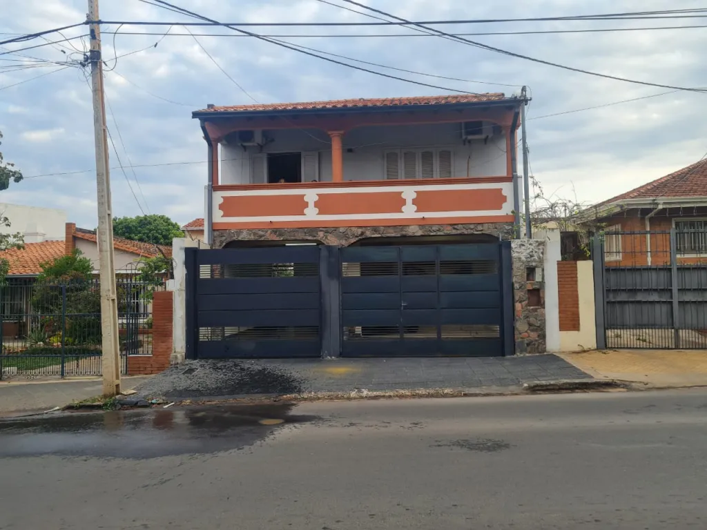 VENDO CASA 4 DORM ZONA SIL-UNIDA-IPS CENTRAL — foto 2