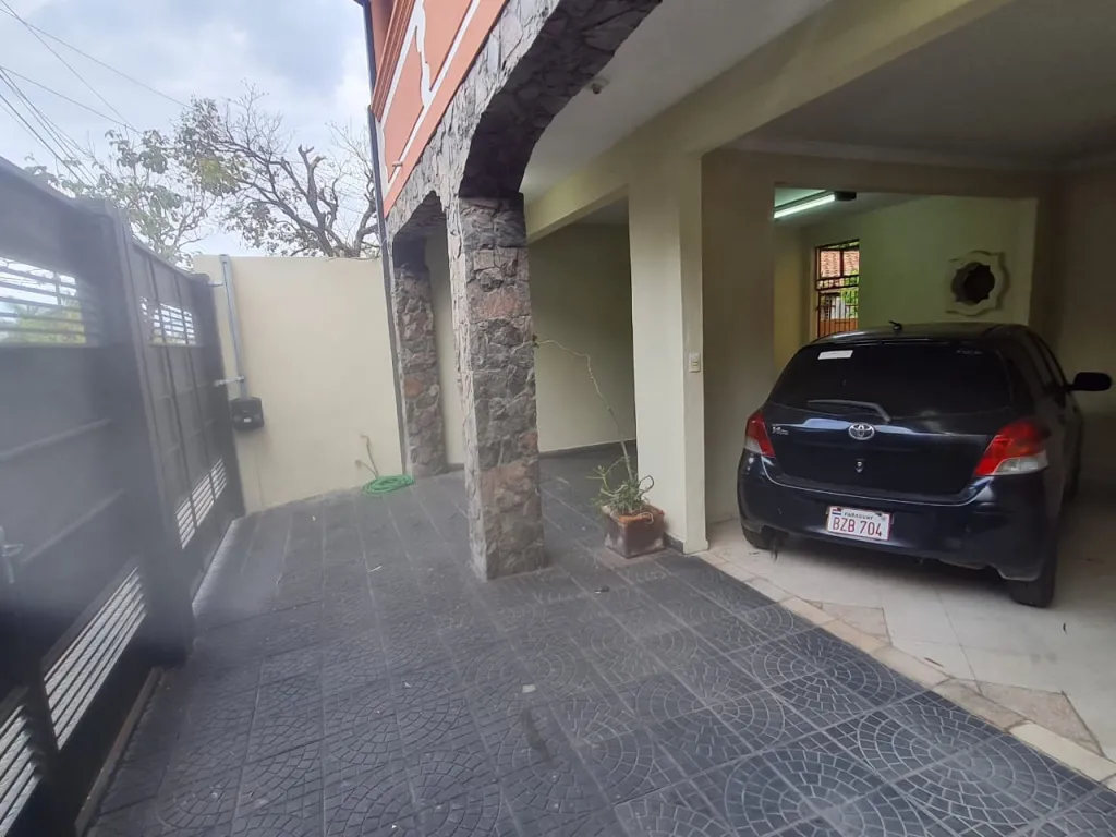 VENDO CASA 4 DORM ZONA SIL-UNIDA-IPS CENTRAL — foto 3