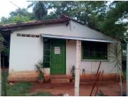 VENDO CASA EN BARRIO RINCÓN DE ÑEMBY