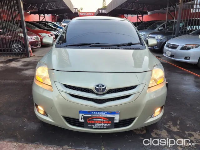 Toyota Belta 2006 - foto 2