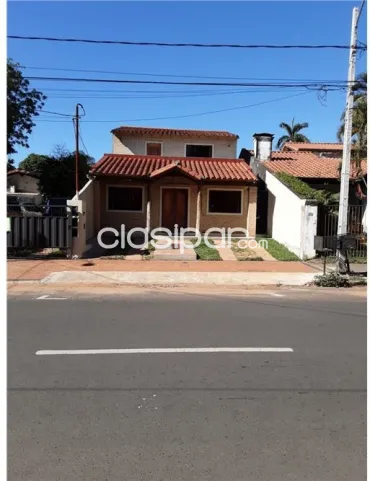 SAN CRISTOBAL - CALLE ANDRADE: EN ALQUILER HERMOSA CASA, 4 DORMITORIOS,  QUINCHO, 2 GARAJES #2119671  en Paraguay