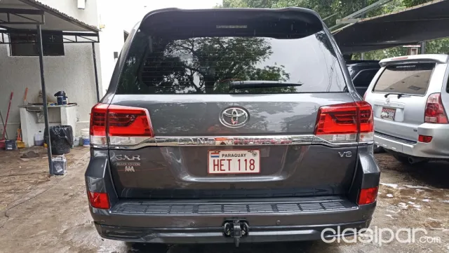 Toyota Land Cruiser 2018 — foto 5