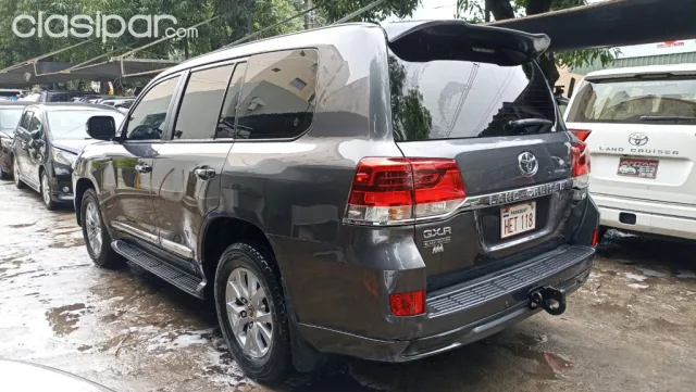 Toyota Land Cruiser 2018 — foto 4