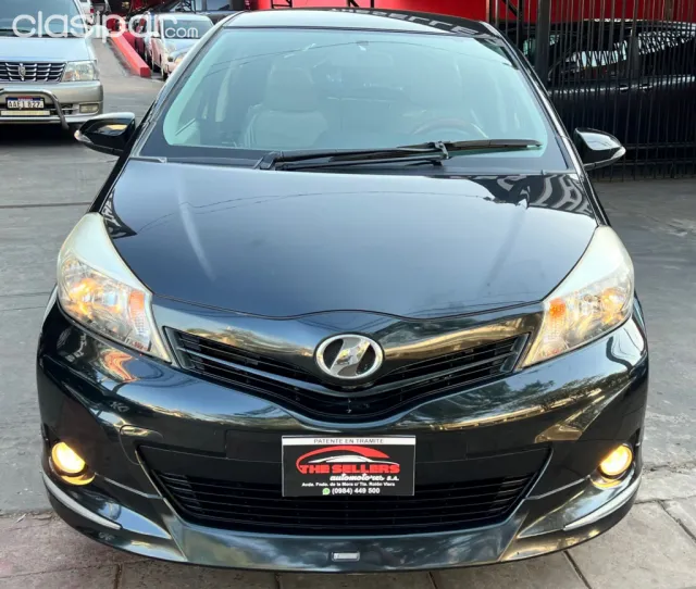 Toyota Vitz 2011 - foto 2