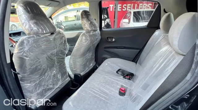 Toyota Vitz 2011 — foto 6