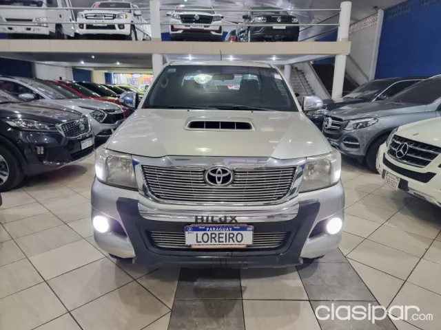 Toyota Hilux 2012 — foto 3
