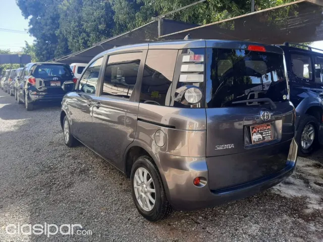 Toyota Sienta 2009 — foto 5