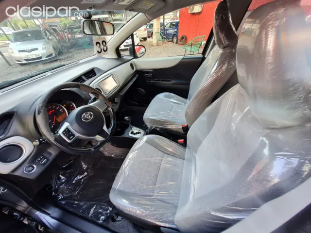 Toyota Vitz 2011 — foto 6