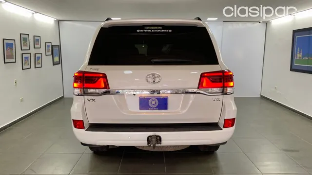 Toyota Land Cruiser 2018 — foto 6