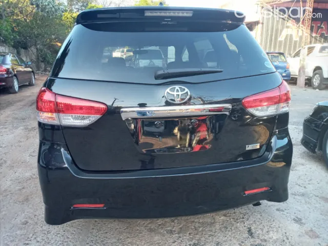 Toyota Wish 2012 — foto 6