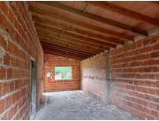 Vendo terreno con casa
