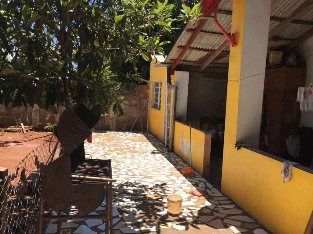 VENDO CASA EN HERNANDARIAS BARRIO MARISCAL LOPEZ — foto 3