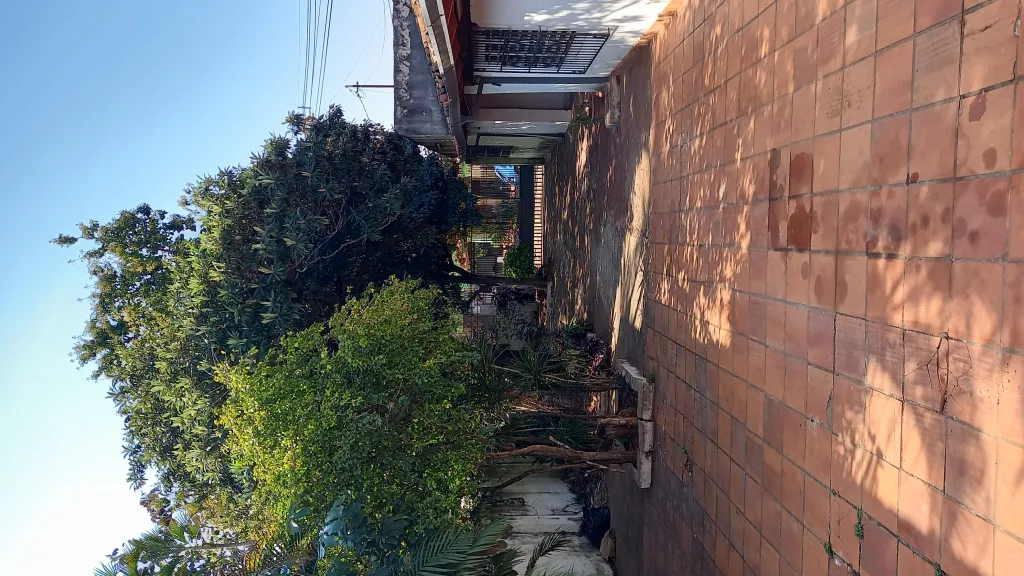 Vendo Casa en San Lorenzo Oferta por este mes cerca hipermercado Fortis. Aproveche!! — foto 2