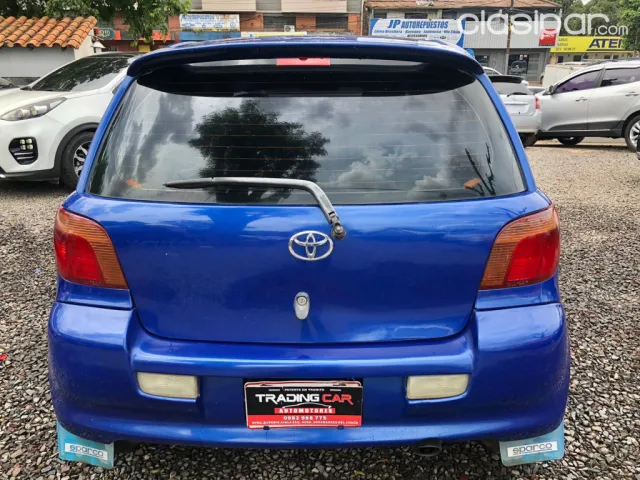 Toyota Vitz 2001 — foto 4