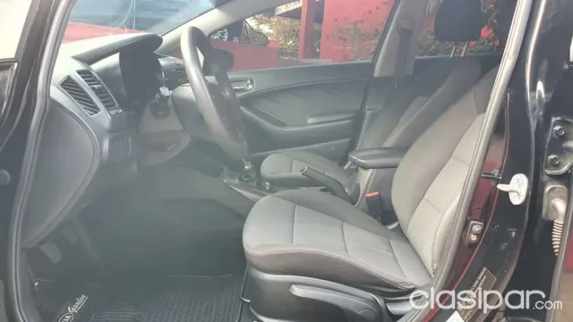 Kia Cerato 2014 — foto 4