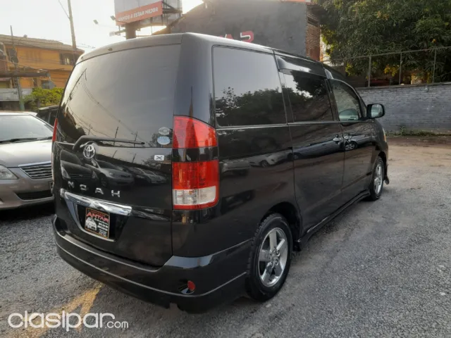 Toyota Noah 2006 — foto 6