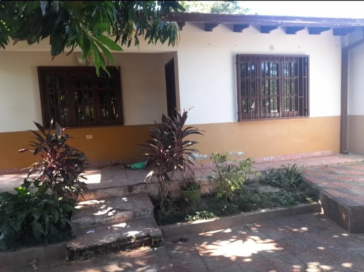 VENDO CASA EN ÑEMBY- LISTO A TRANSFERIR — foto 2