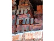 Cerámica CERAMET fábrica y vende ladrillos prensados L&M y 3 agujeros tipo visto.